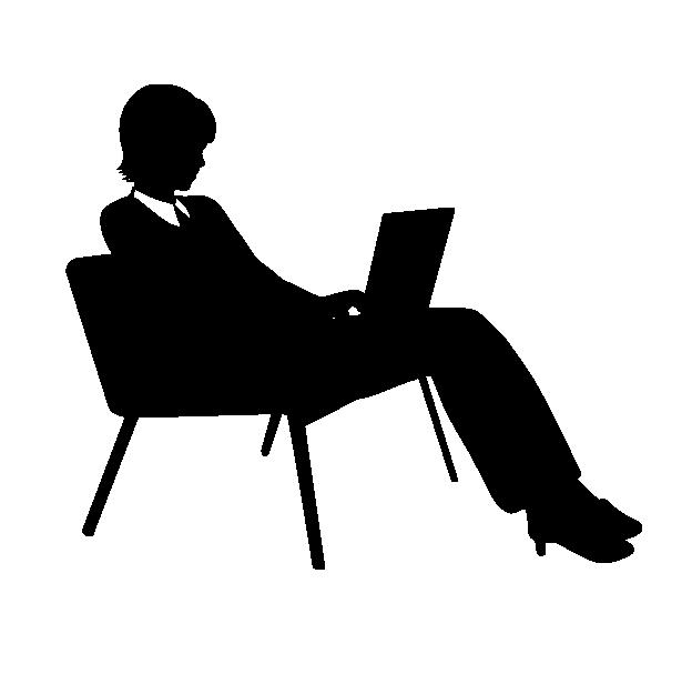 椅子に深く座る