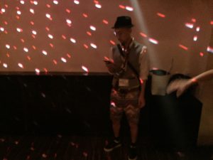 ダンスブース名田さん