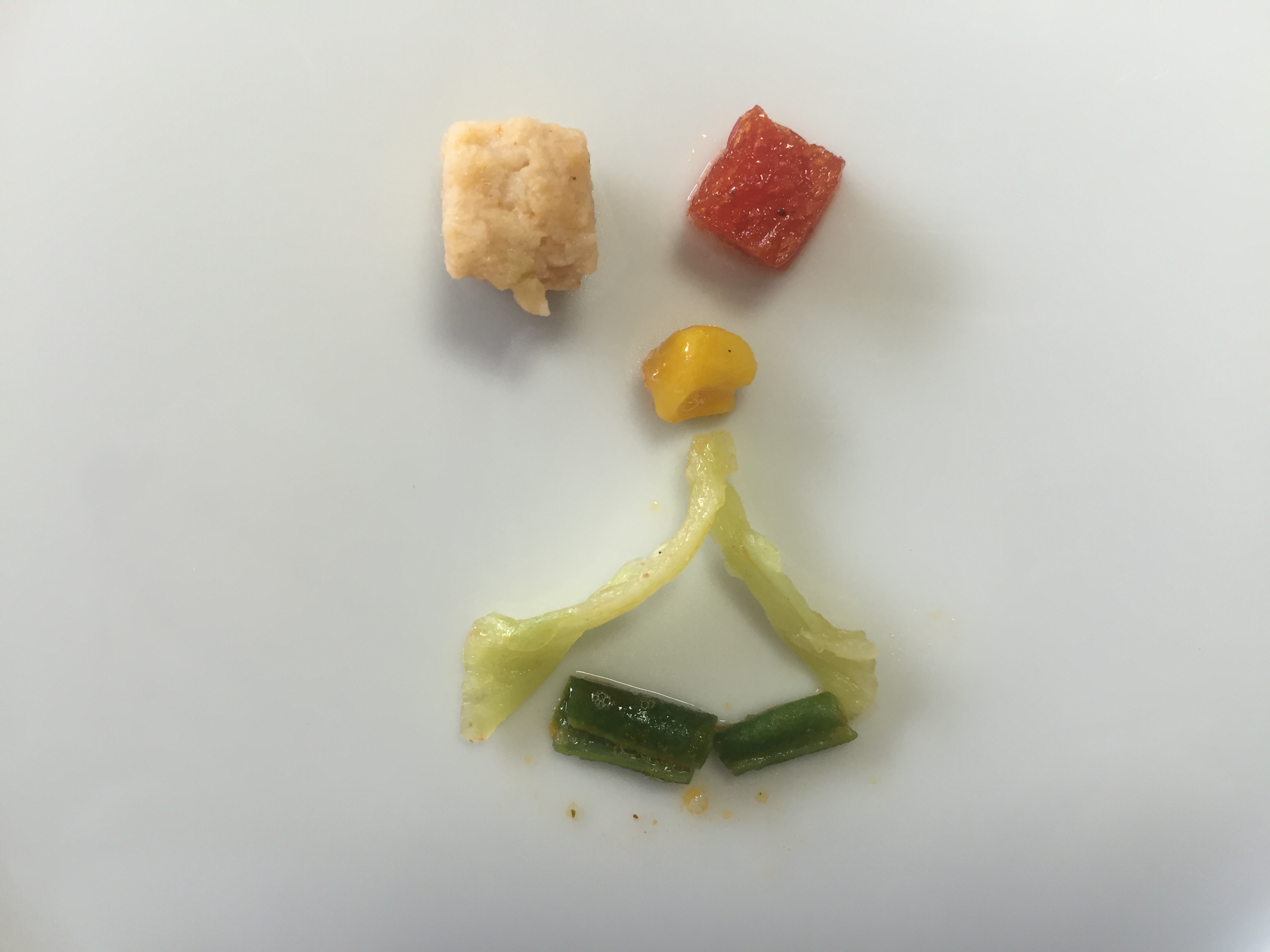 白い謎肉チリトマトヌードル食べごろ